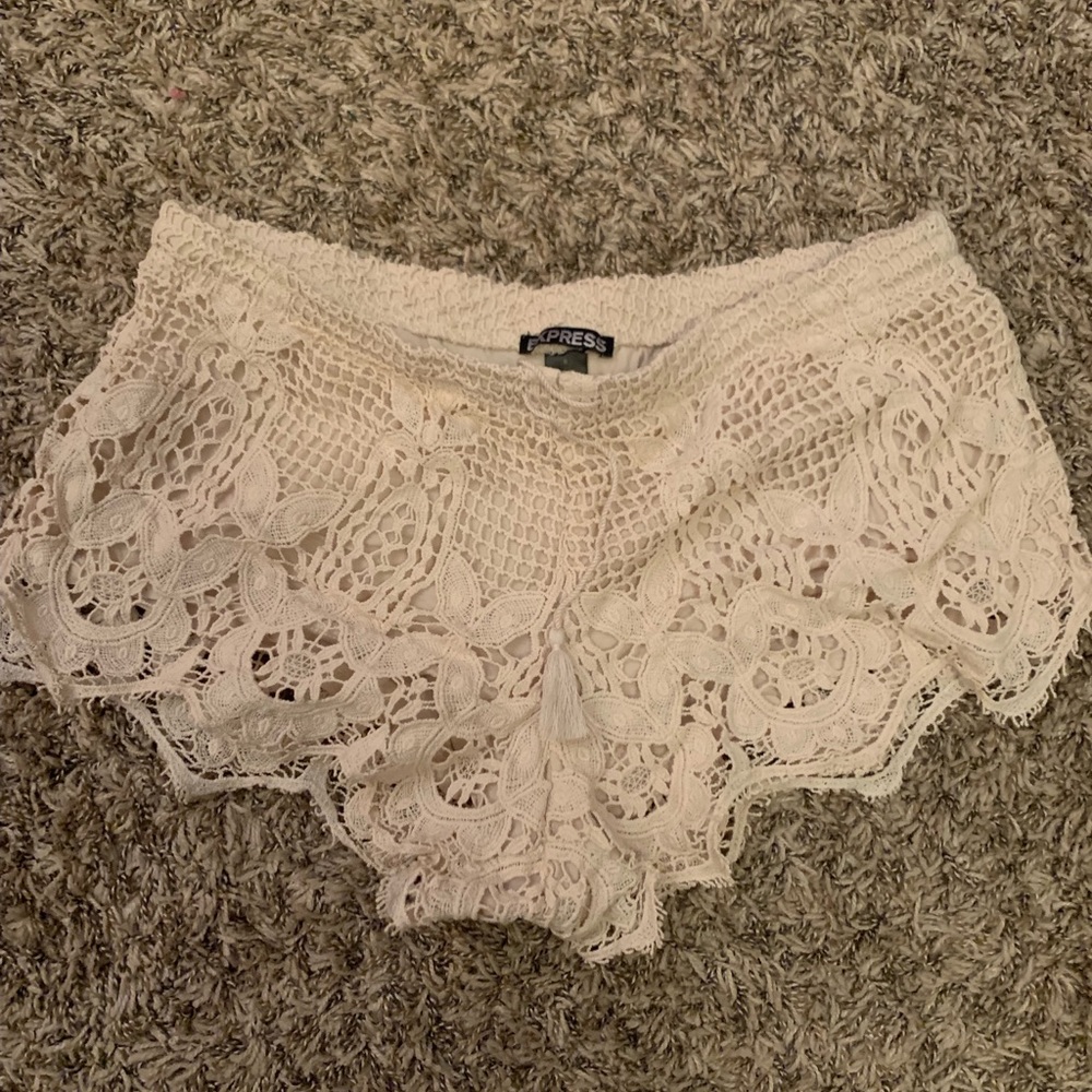 Fun lace shorts